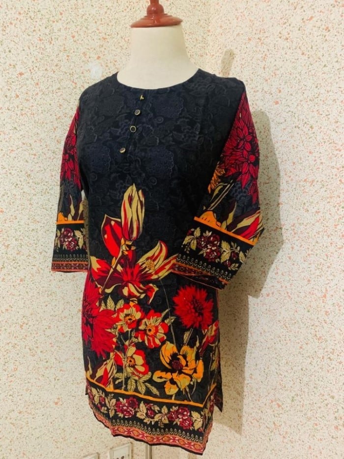 New Trendy Lawn Kurti